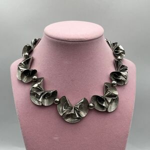 Vintage mid century modern silver tone half flower Necklace